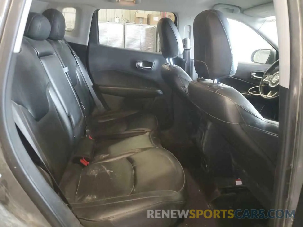 11 Photograph of a damaged car 3C4NJDCB5MT528455 JEEP COMPASS 2021