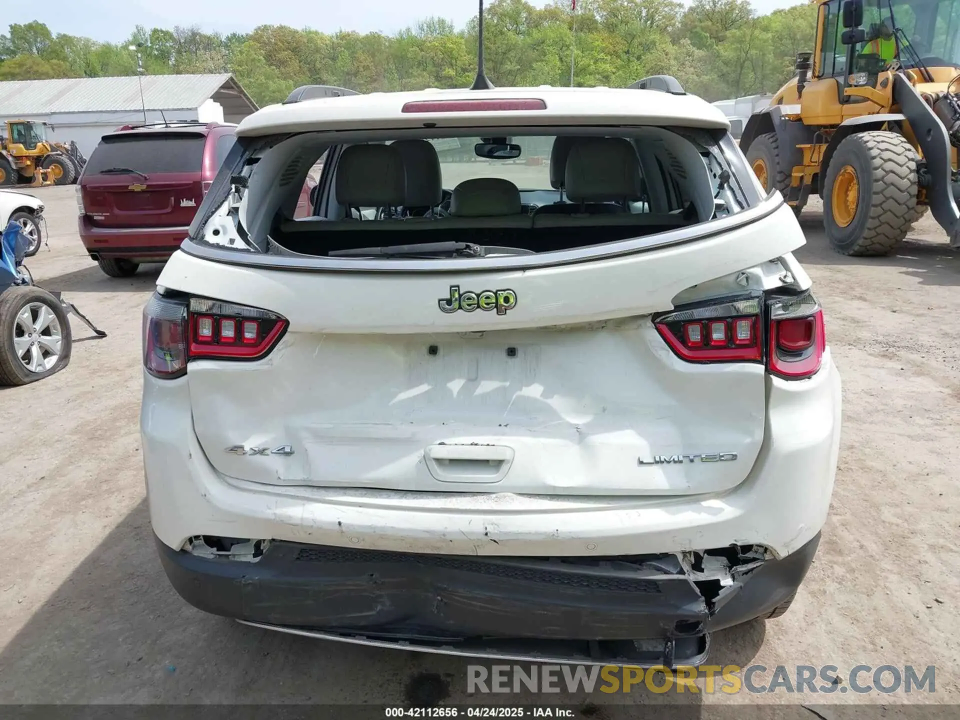 16 Photograph of a damaged car 3C4NJDCB5MT588915 JEEP COMPASS 2021