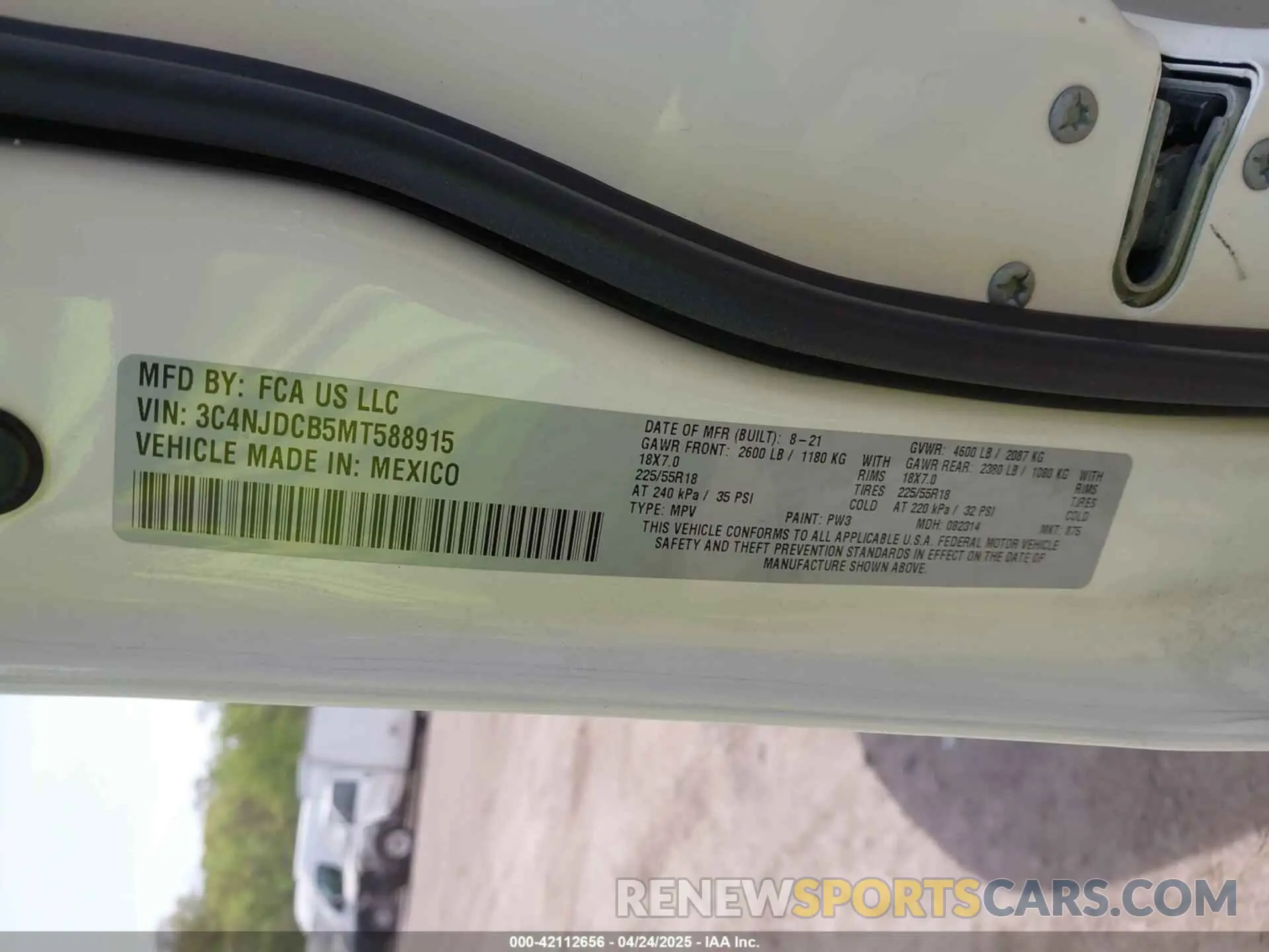 9 Photograph of a damaged car 3C4NJDCB5MT588915 JEEP COMPASS 2021