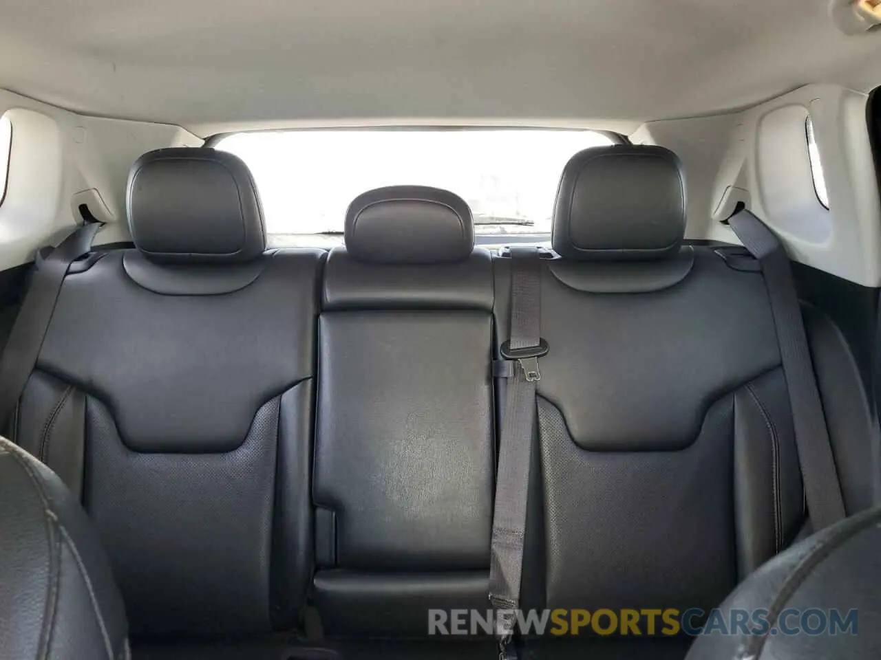 10 Photograph of a damaged car 3C4NJDCB5MT599655 JEEP COMPASS 2021