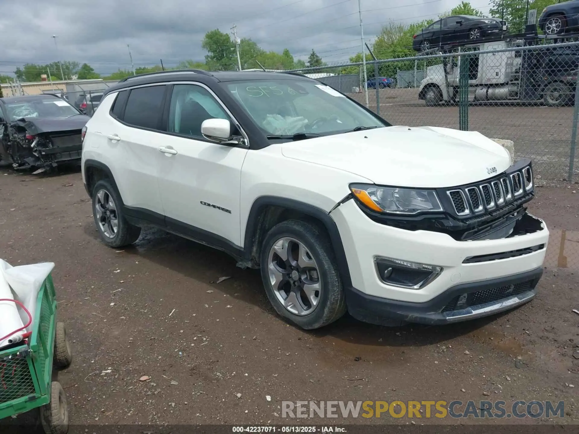 1 Photograph of a damaged car 3C4NJDCB6MT503676 JEEP COMPASS 2021