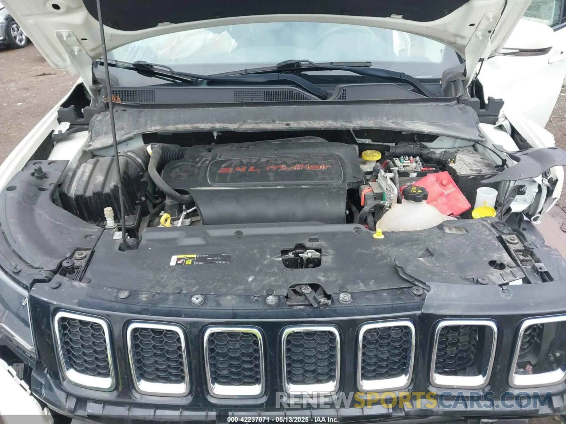 10 Photograph of a damaged car 3C4NJDCB6MT503676 JEEP COMPASS 2021