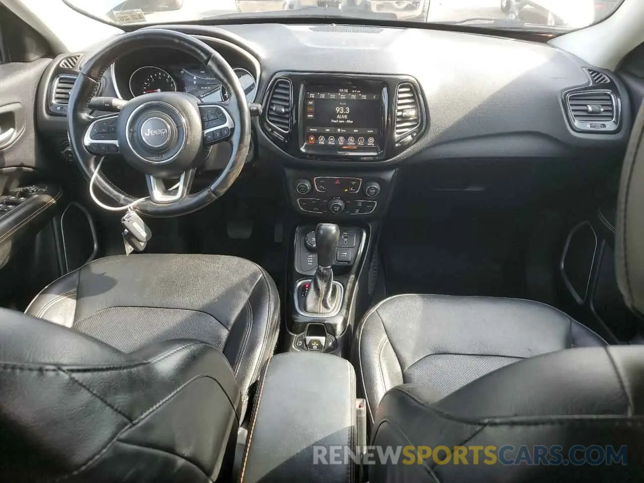 8 Photograph of a damaged car 3C4NJDCB6MT528495 JEEP COMPASS 2021