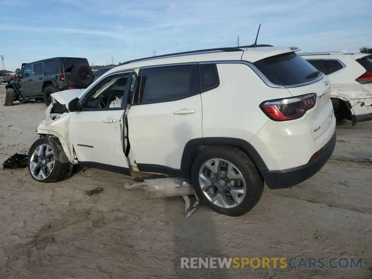 2 Photograph of a damaged car 3C4NJDCB6MT528562 JEEP COMPASS 2021