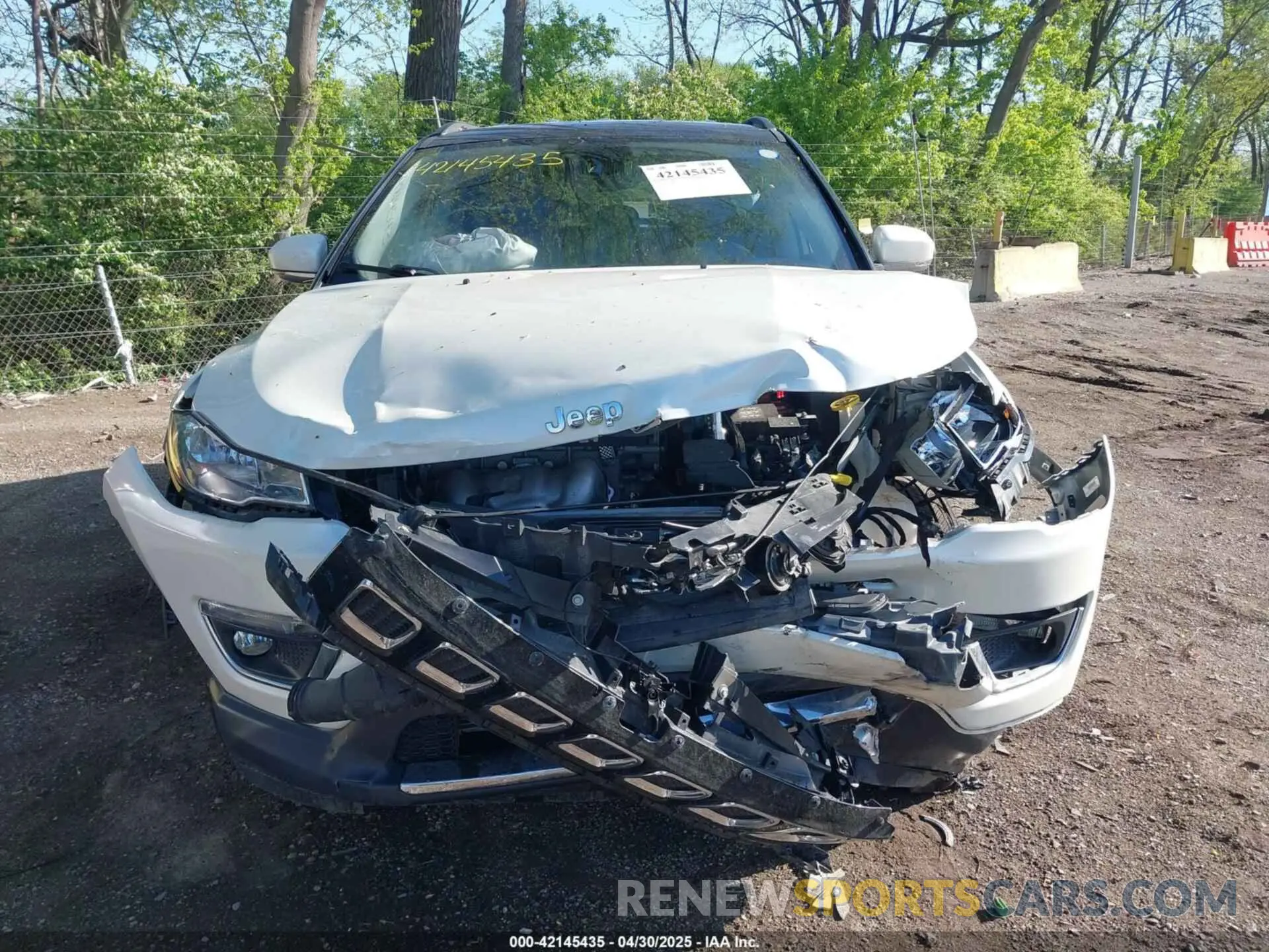 12 Photograph of a damaged car 3C4NJDCB6MT536712 JEEP COMPASS 2021