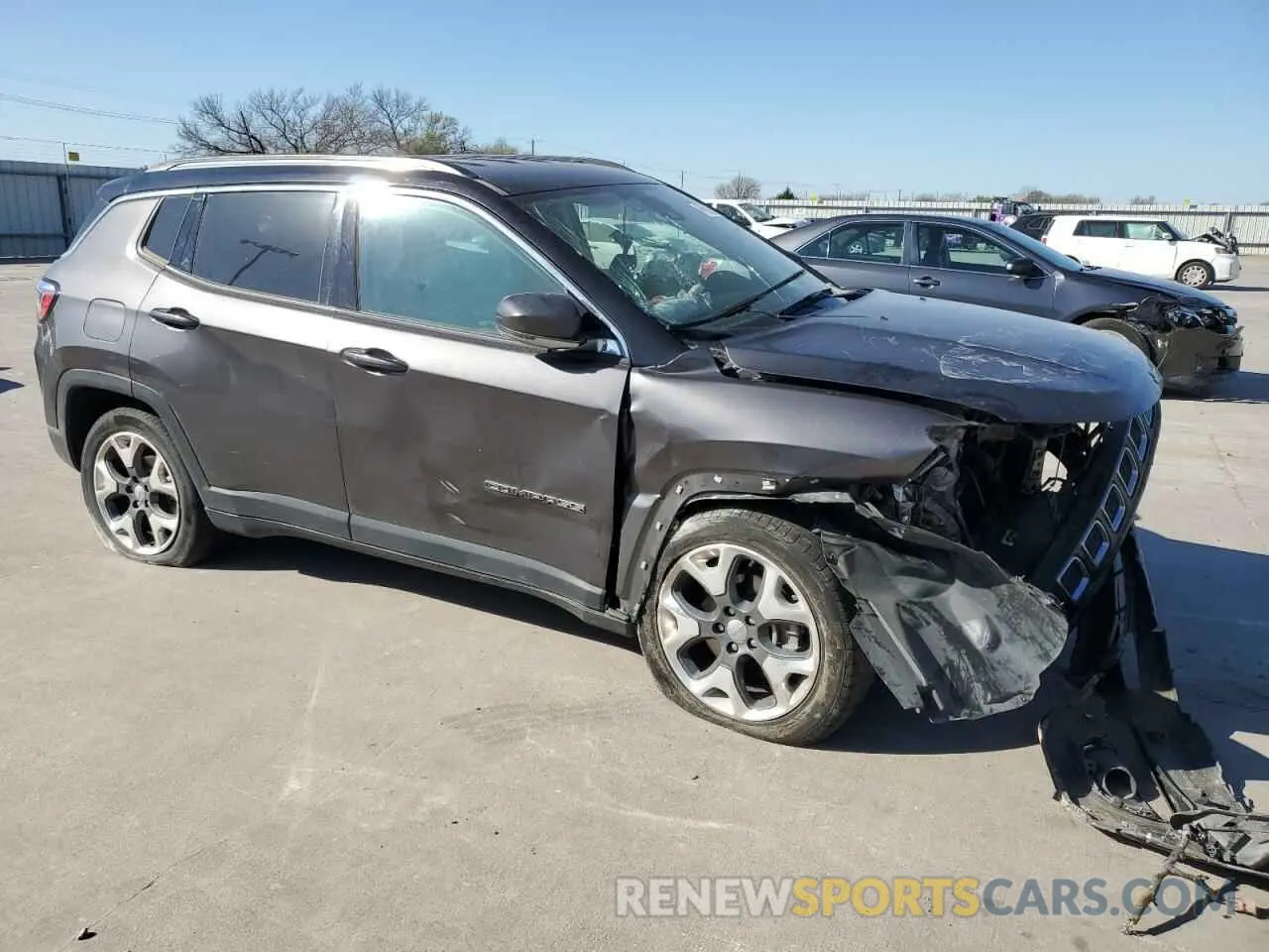 4 Photograph of a damaged car 3C4NJDCB6MT604376 JEEP COMPASS 2021