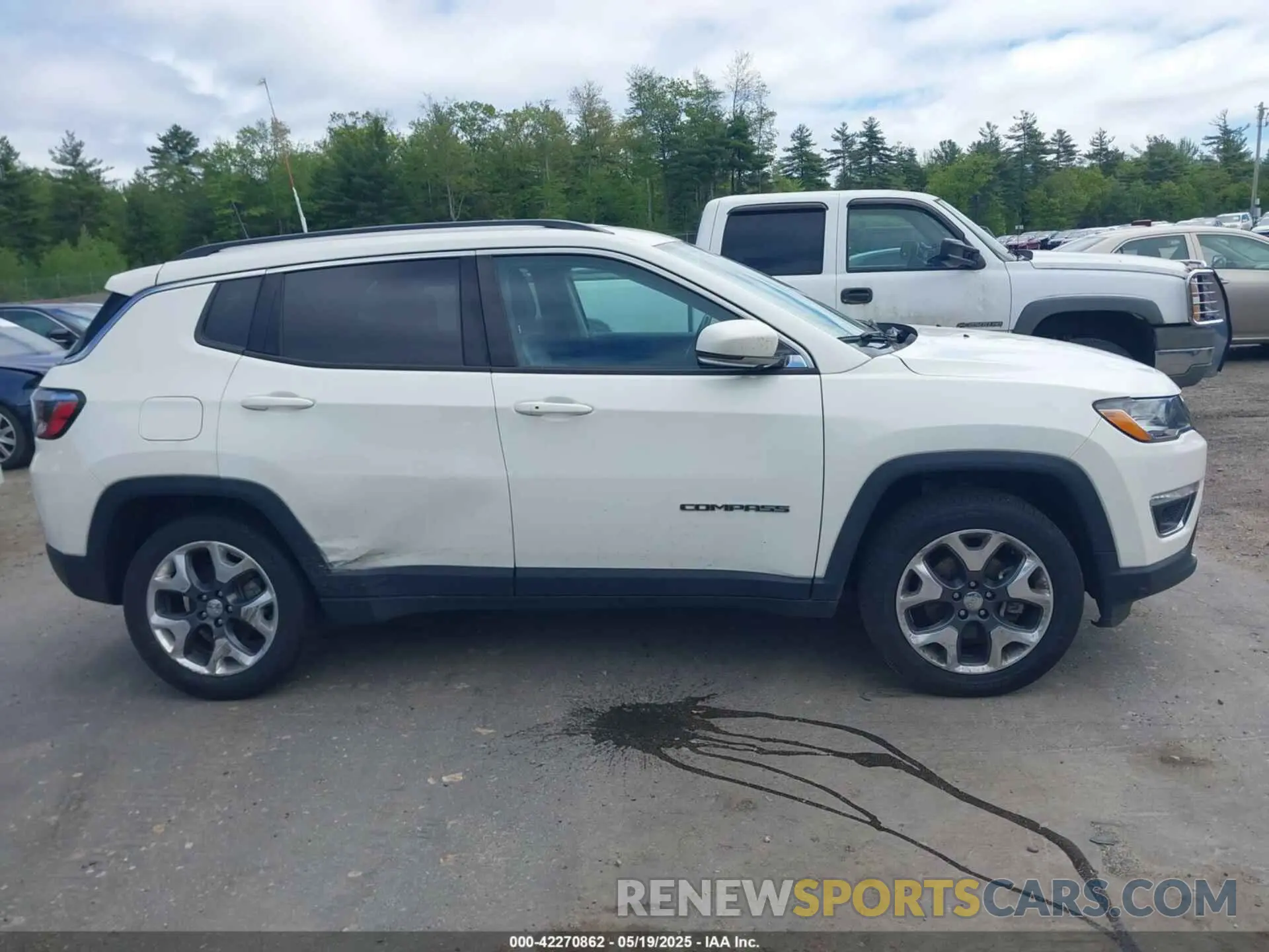 13 Photograph of a damaged car 3C4NJDCB7MT520275 JEEP COMPASS 2021
