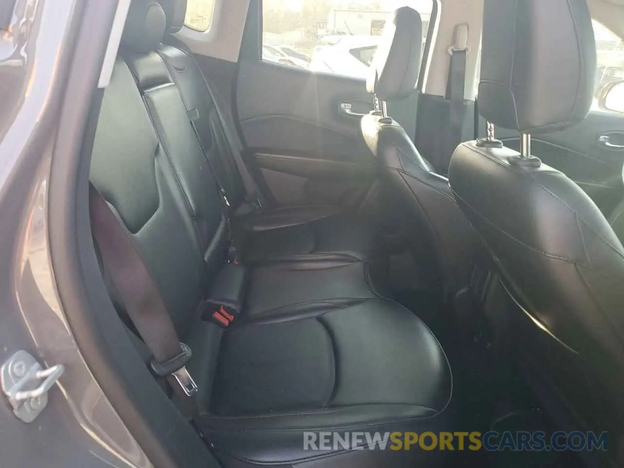 11 Photograph of a damaged car 3C4NJDCB7MT572828 JEEP COMPASS 2021