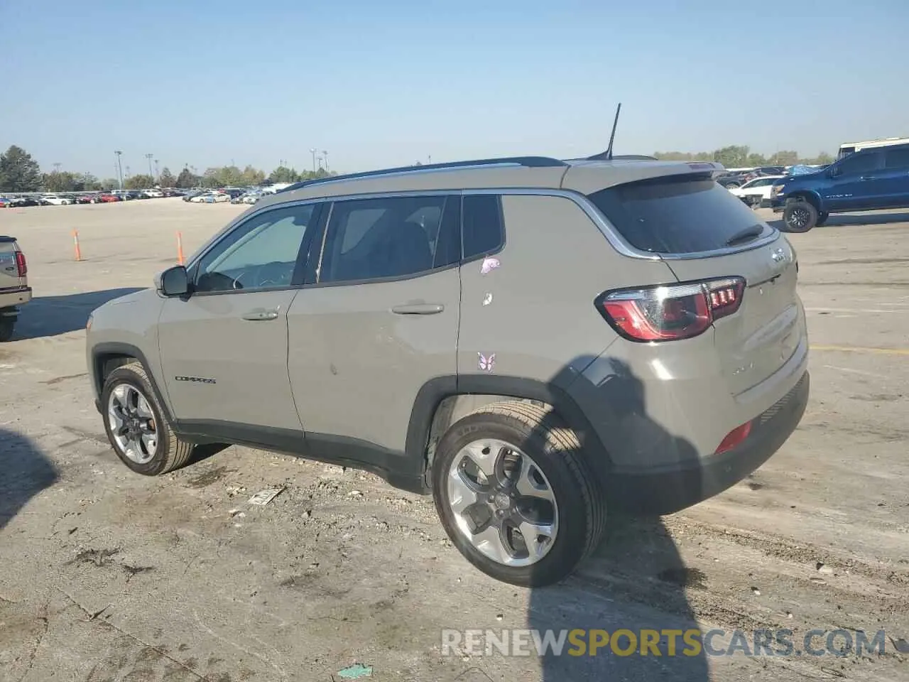 2 Photograph of a damaged car 3C4NJDCB7MT572828 JEEP COMPASS 2021
