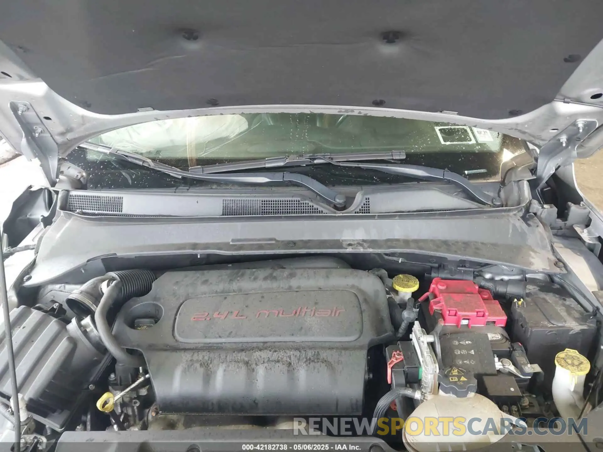 10 Photograph of a damaged car 3C4NJDCB8MT523718 JEEP COMPASS 2021