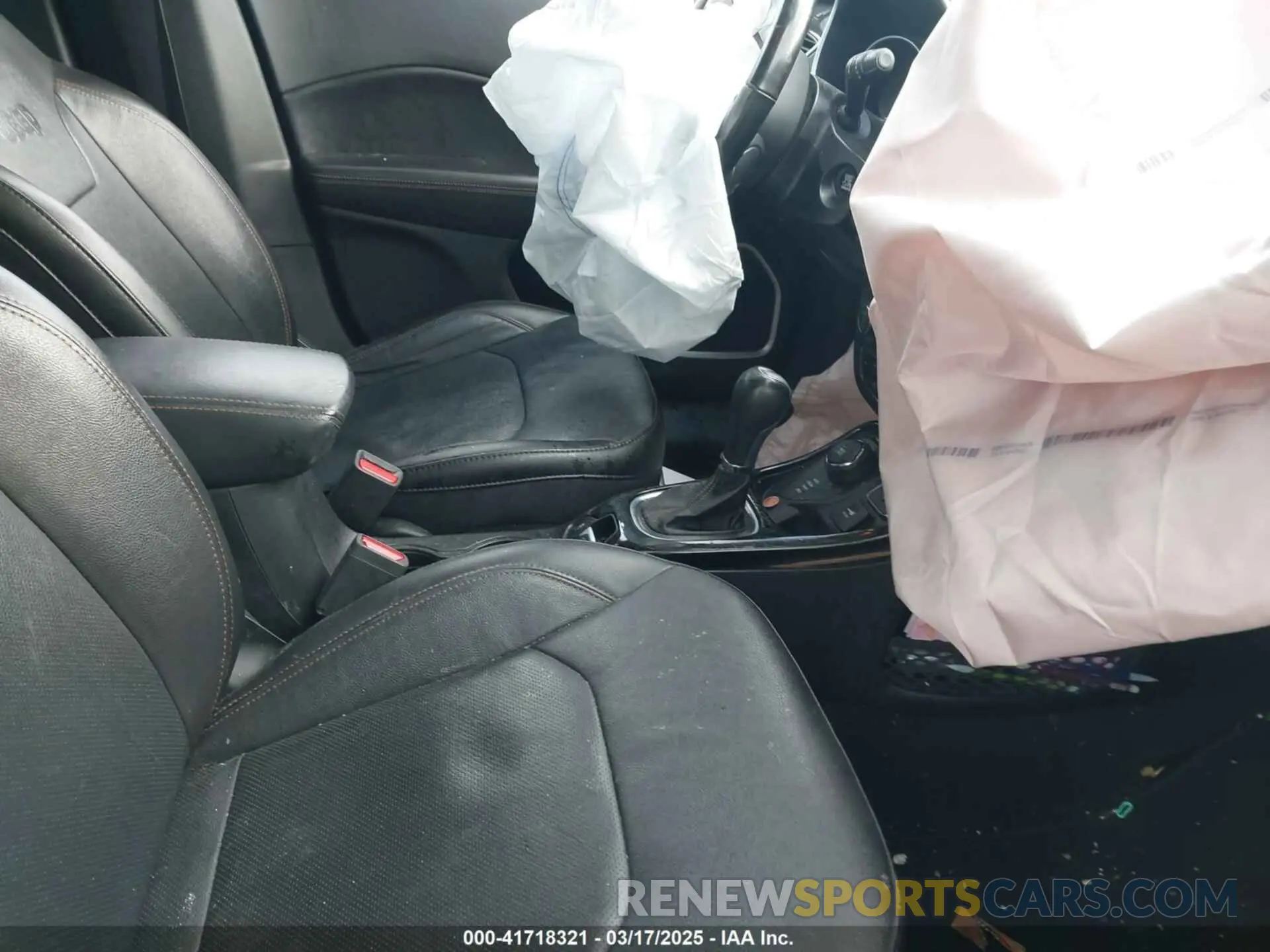 5 Photograph of a damaged car 3C4NJDCB8MT524299 JEEP COMPASS 2021