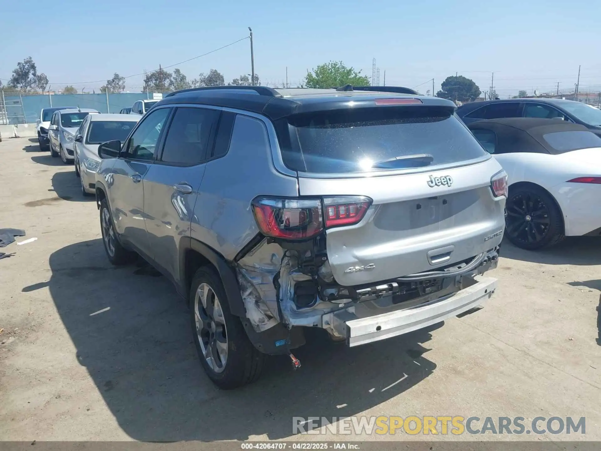 3 Photograph of a damaged car 3C4NJDCB8MT595535 JEEP COMPASS 2021