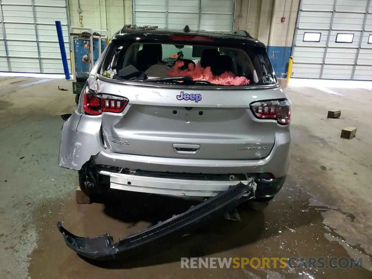 6 Photograph of a damaged car 3C4NJDCB9MT515806 JEEP COMPASS 2021