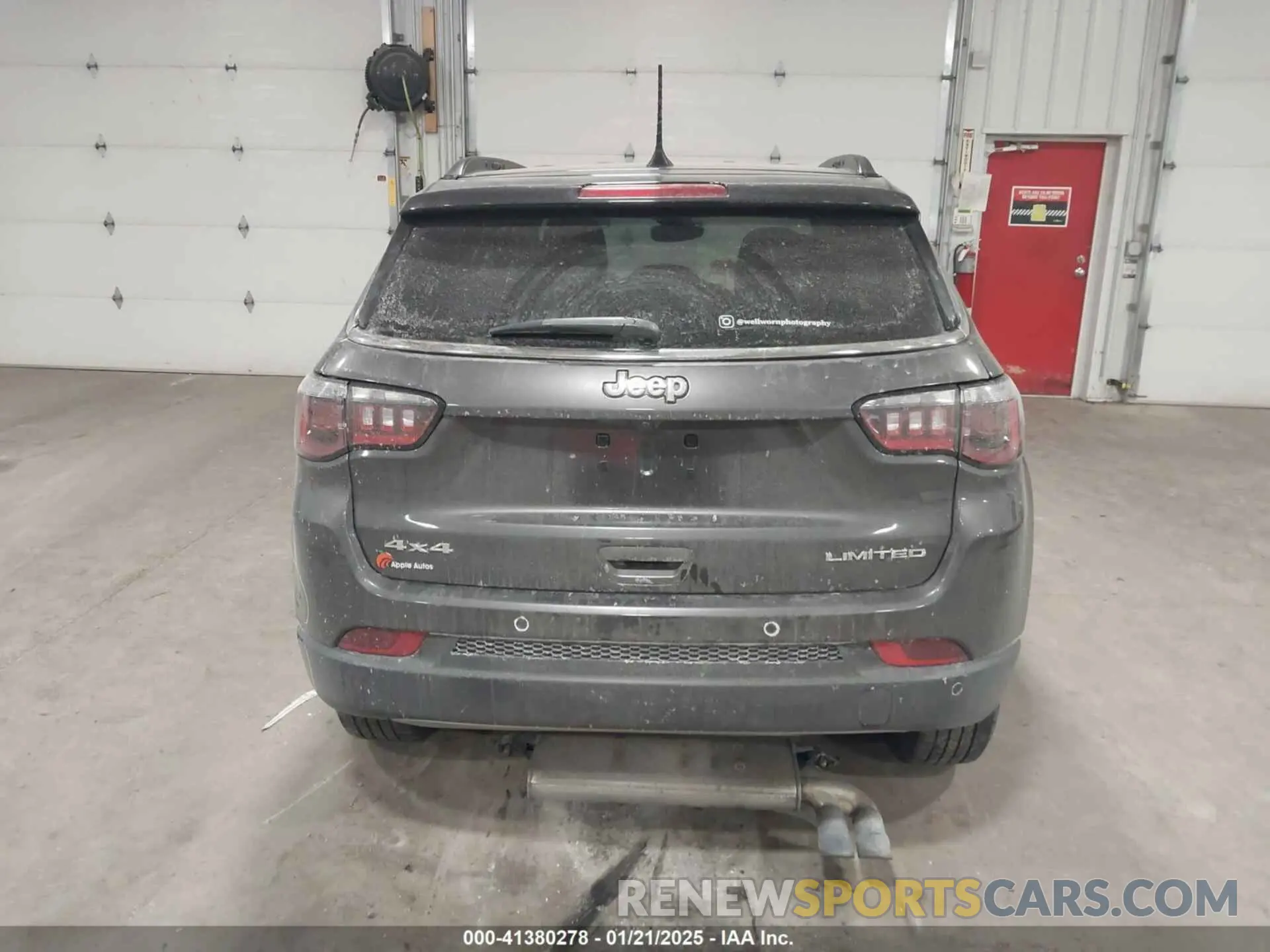 16 Photograph of a damaged car 3C4NJDCB9MT543766 JEEP COMPASS 2021