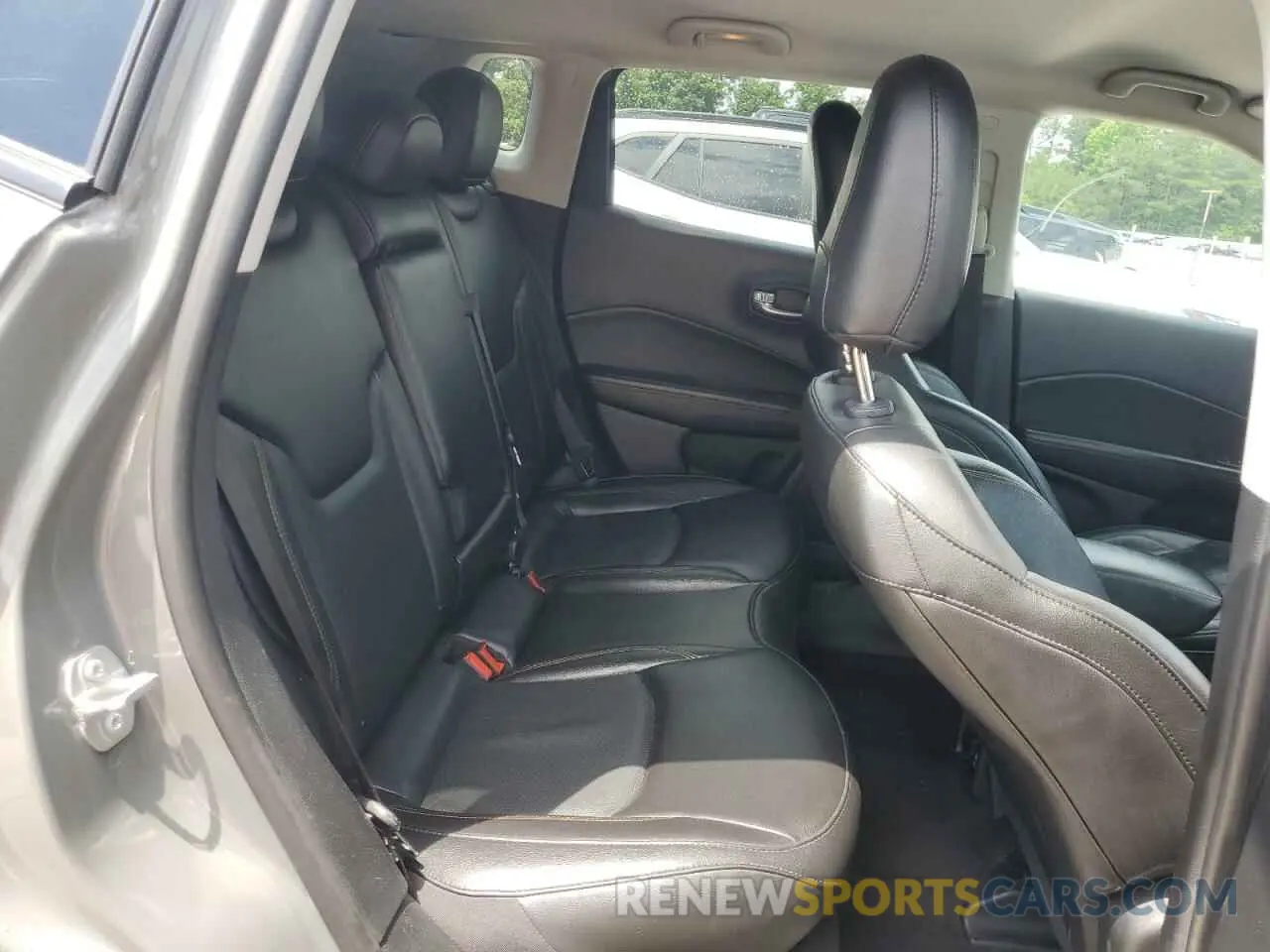 11 Photograph of a damaged car 3C4NJDCB9MT599478 JEEP COMPASS 2021