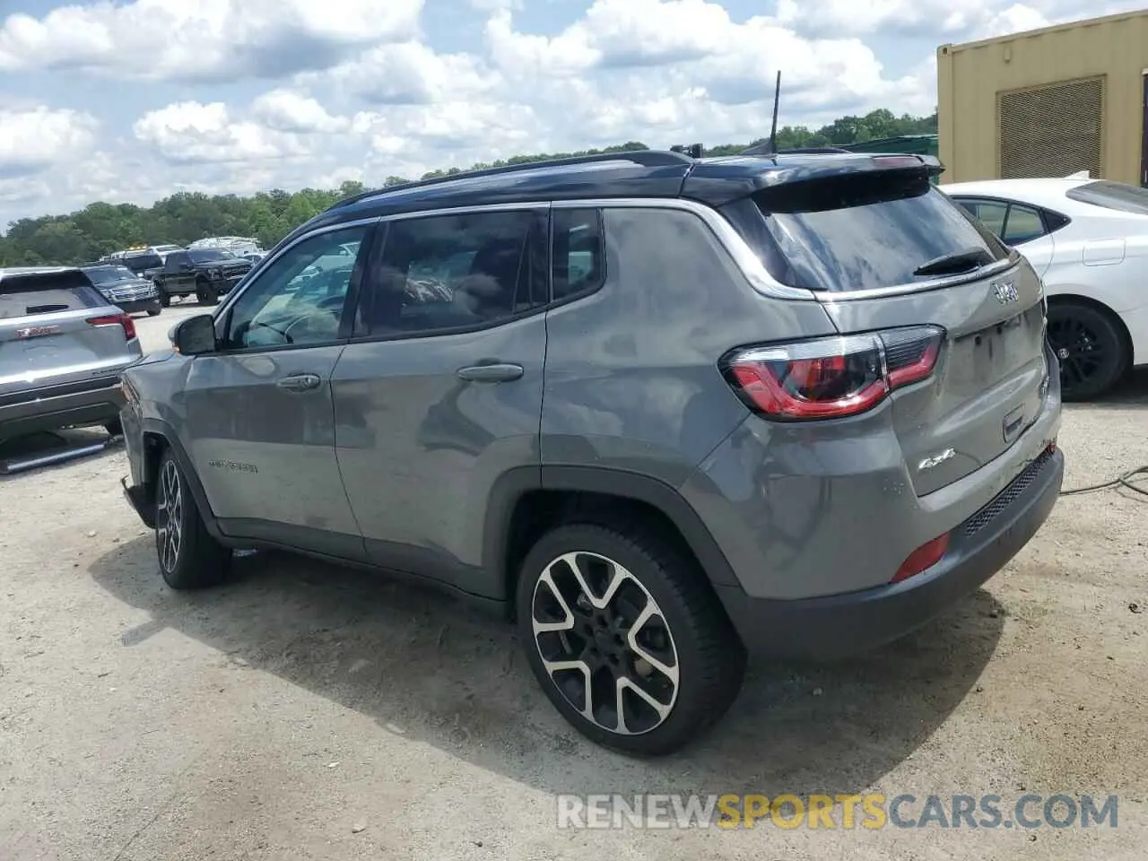 2 Photograph of a damaged car 3C4NJDCB9MT599478 JEEP COMPASS 2021