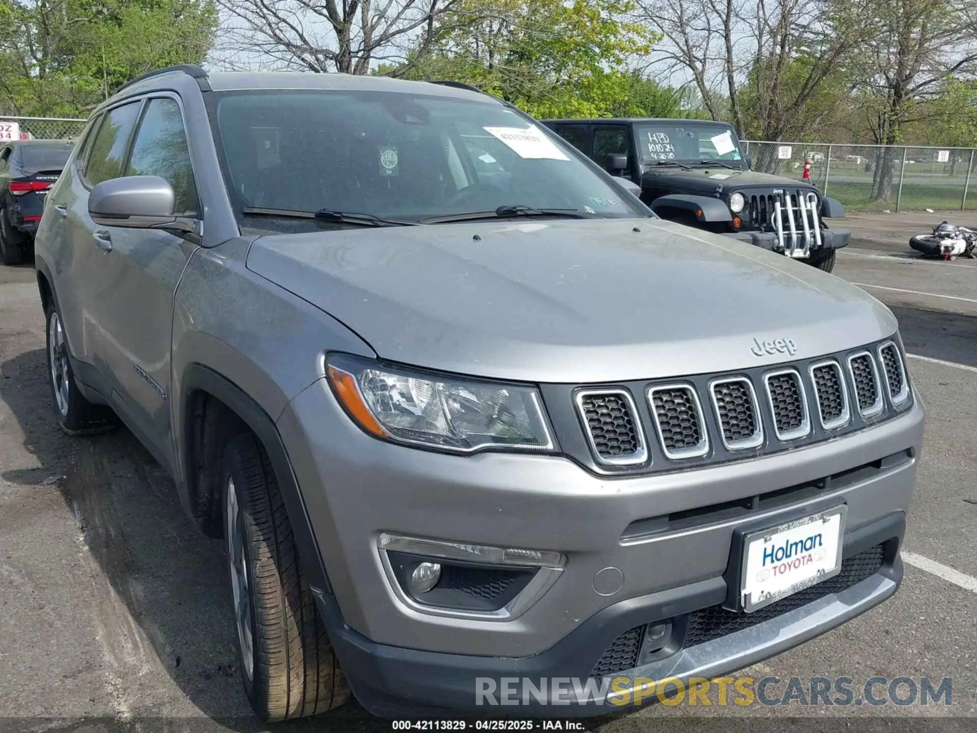 1 Photograph of a damaged car 3C4NJDCBXMT528015 JEEP COMPASS 2021