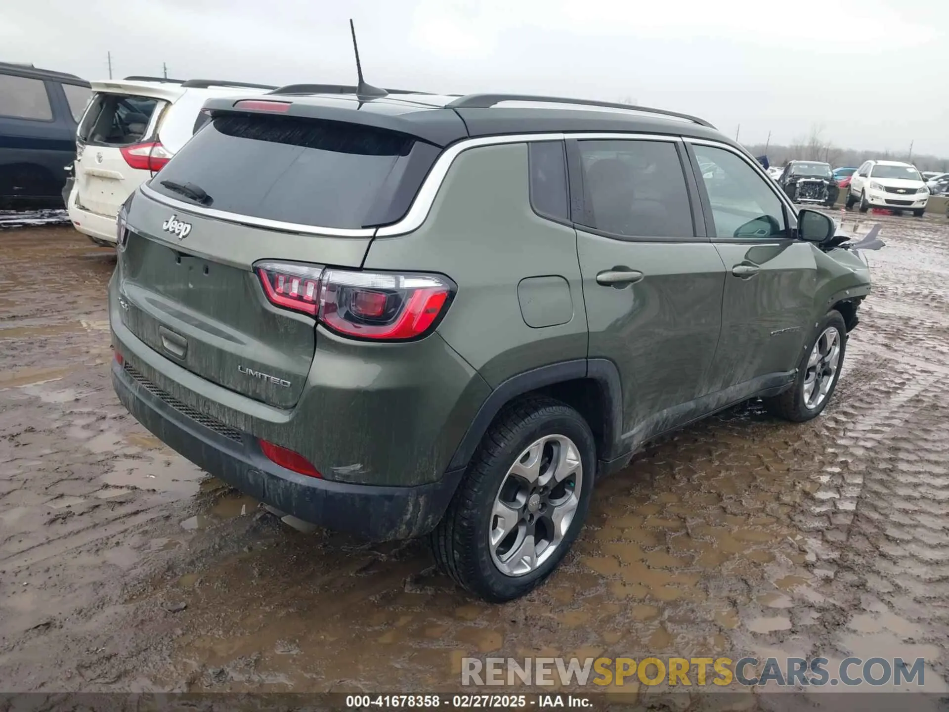 4 Photograph of a damaged car 3C4NJDCBXMT533649 JEEP COMPASS 2021