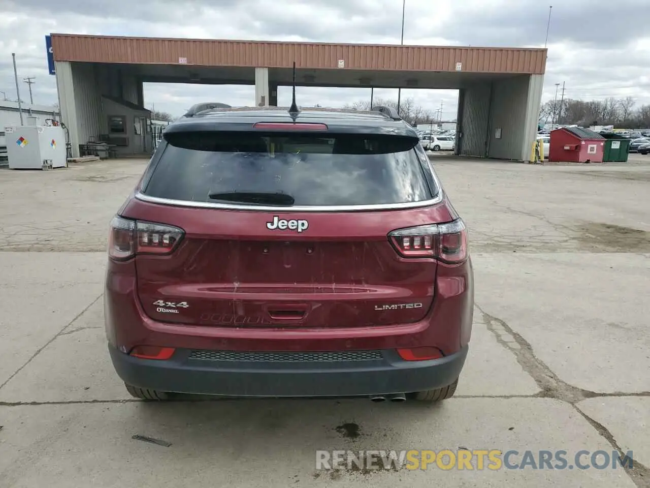 6 Photograph of a damaged car 3C4NJDCBXMT537779 JEEP COMPASS 2021