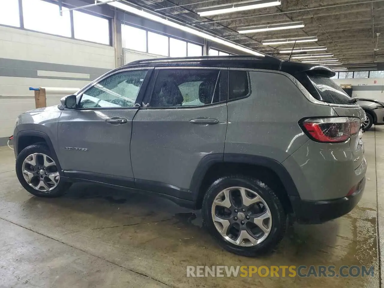 2 Photograph of a damaged car 3C4NJDCBXMT579353 JEEP COMPASS 2021