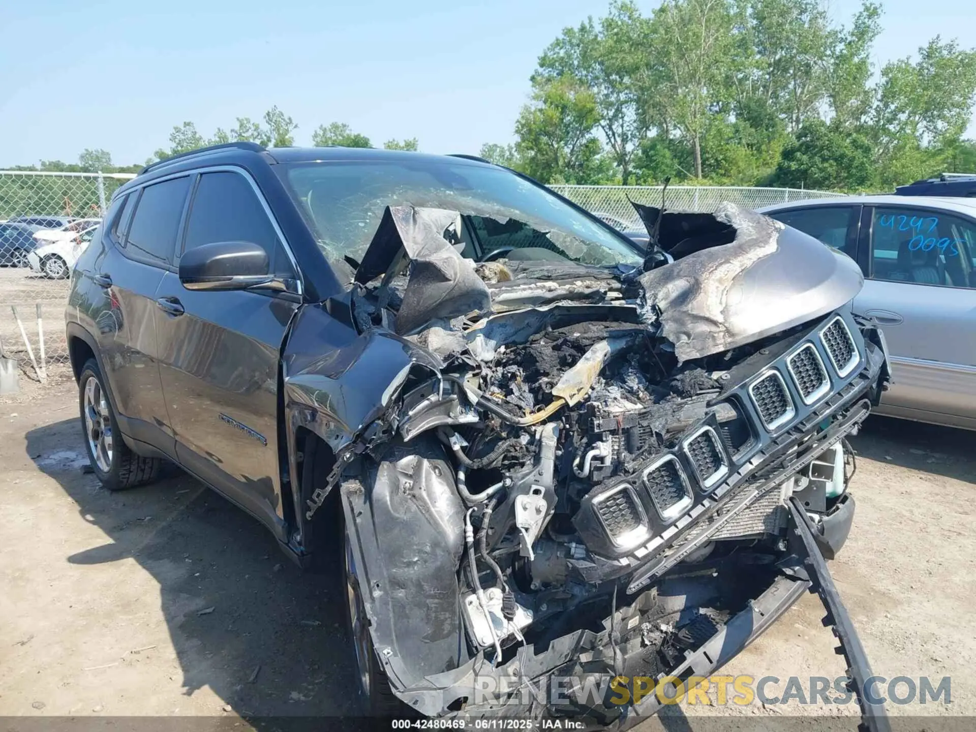 1 Photograph of a damaged car 3C4NJDCBXMT599652 JEEP COMPASS 2021