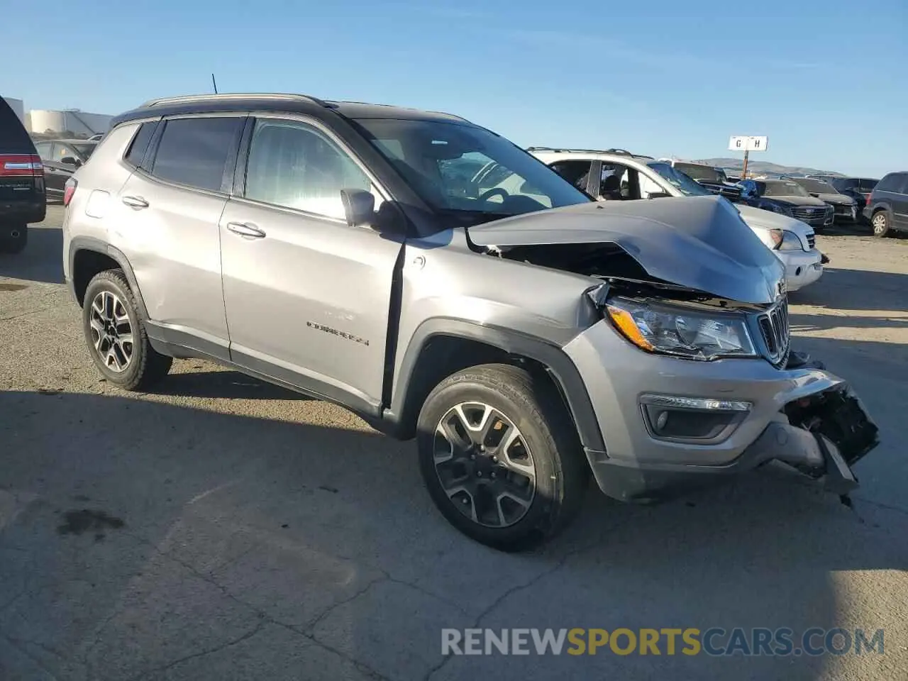 4 Photograph of a damaged car 3C4NJDDB0MT571759 JEEP COMPASS 2021