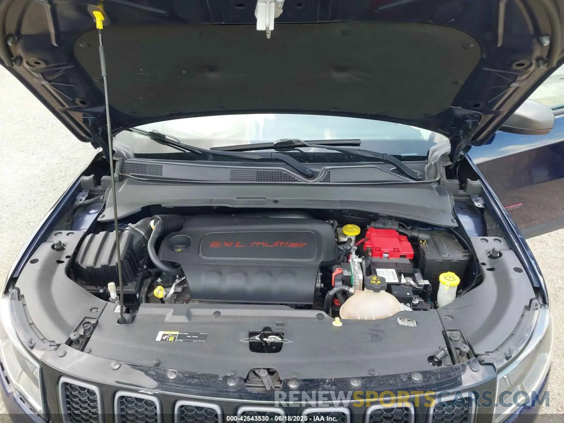 10 Photograph of a damaged car 3C4NJDDB0MT590442 JEEP COMPASS 2021