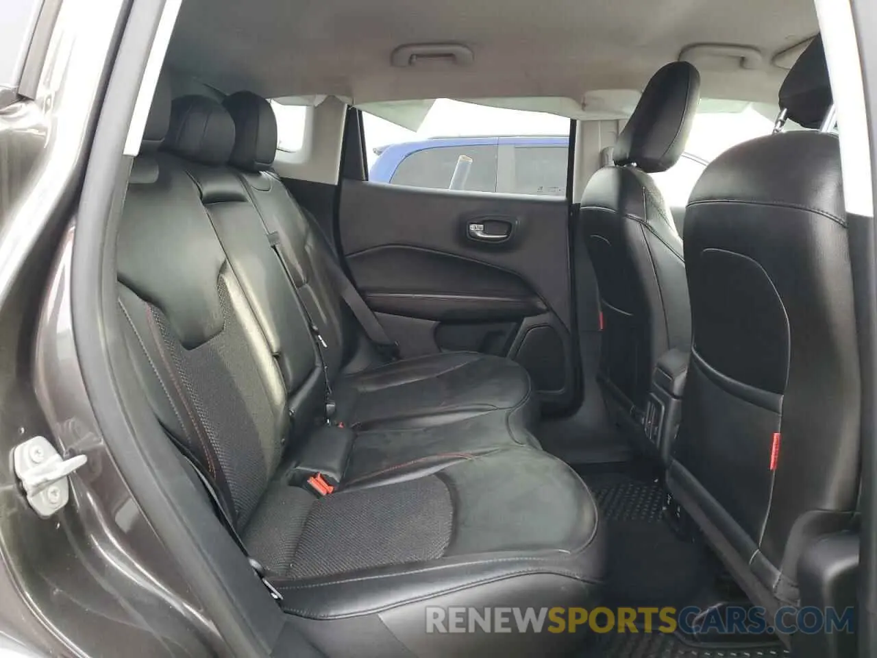 11 Photograph of a damaged car 3C4NJDDB1MT523820 JEEP COMPASS 2021
