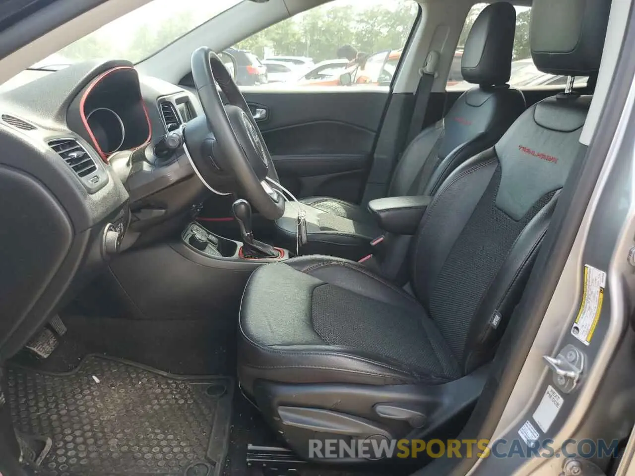 7 Photograph of a damaged car 3C4NJDDB1MT529228 JEEP COMPASS 2021
