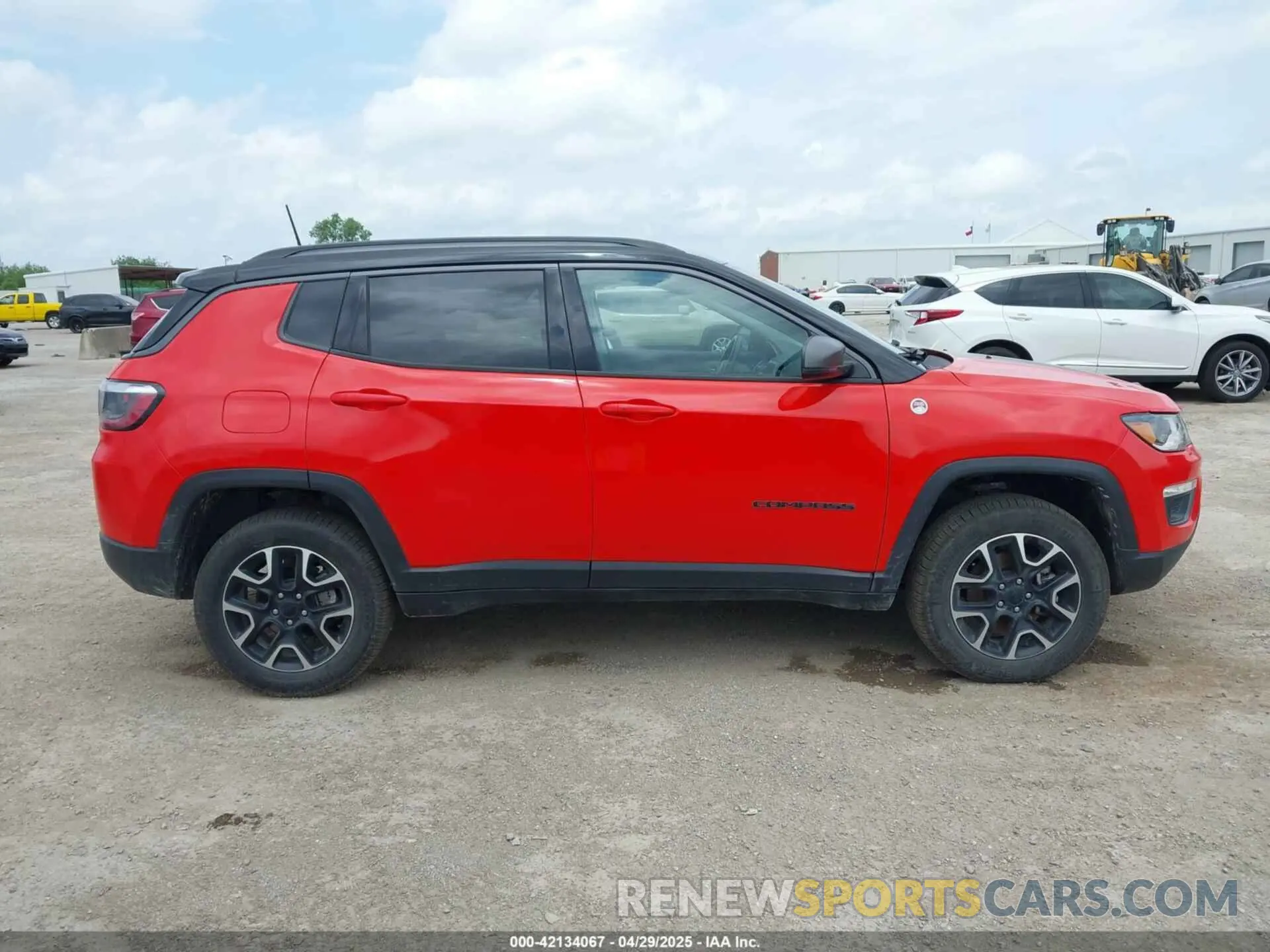 13 Photograph of a damaged car 3C4NJDDB3MT503519 JEEP COMPASS 2021