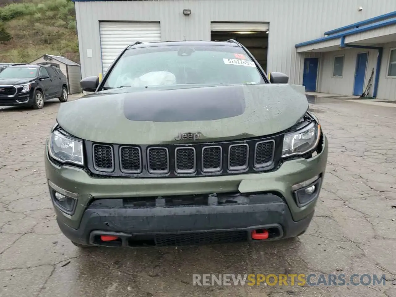 5 Photograph of a damaged car 3C4NJDDB3MT515203 JEEP COMPASS 2021