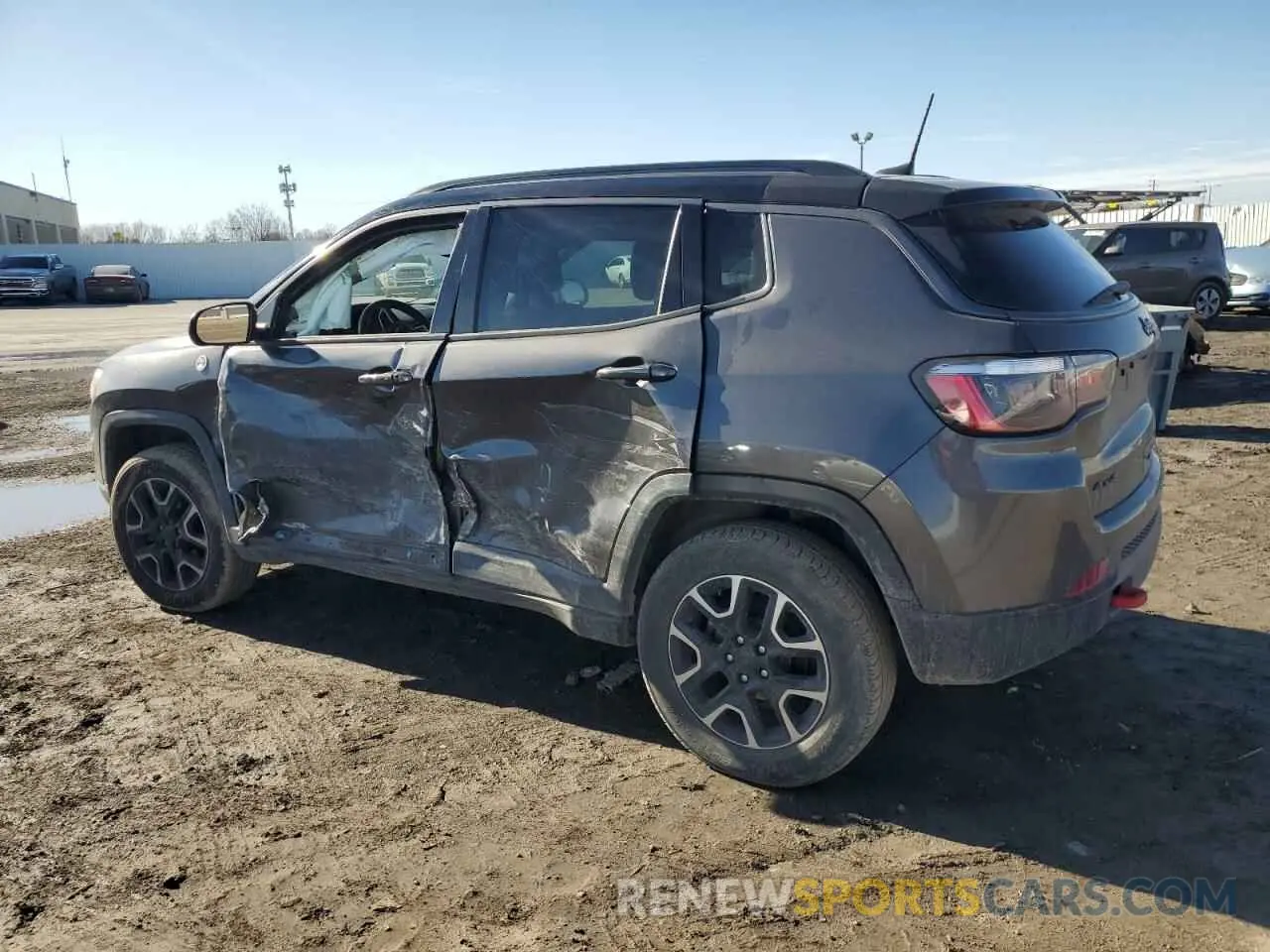 2 Photograph of a damaged car 3C4NJDDB5MT520144 JEEP COMPASS 2021