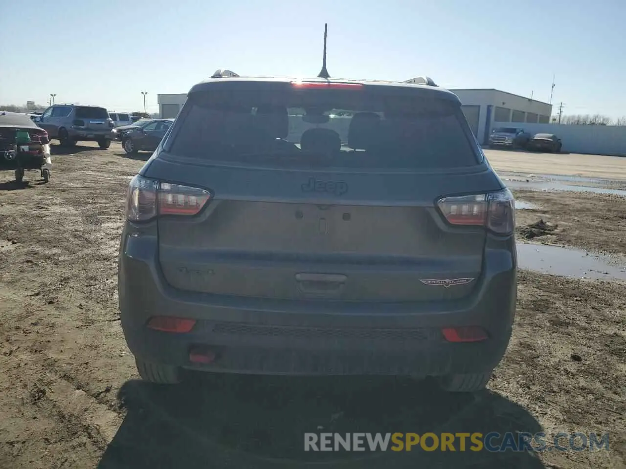 6 Photograph of a damaged car 3C4NJDDB5MT520144 JEEP COMPASS 2021