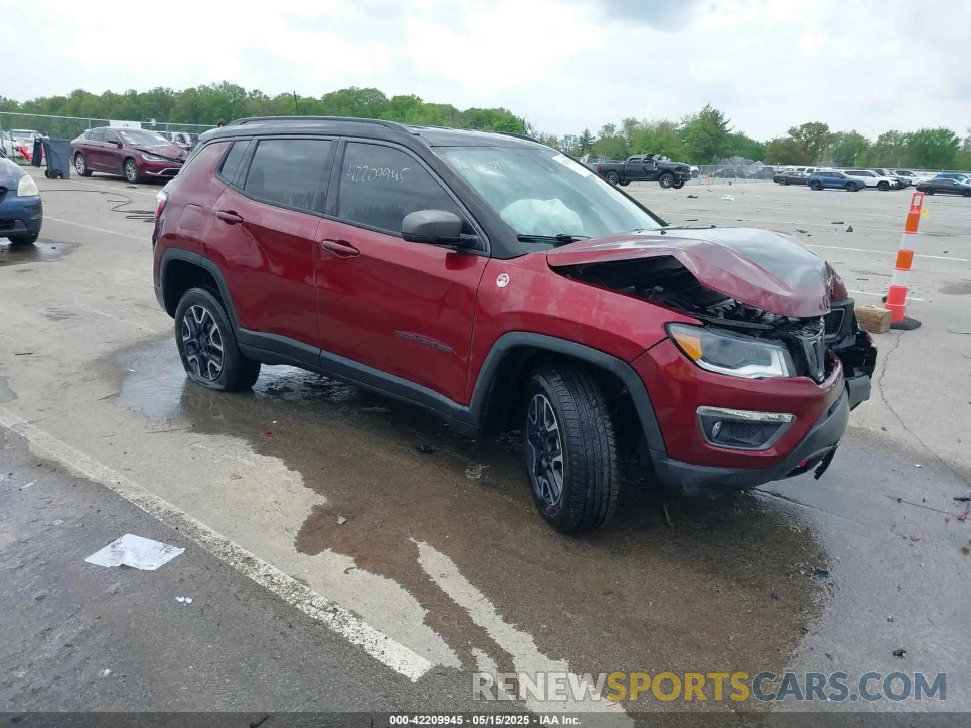 1 Photograph of a damaged car 3C4NJDDB6MT502932 JEEP COMPASS 2021