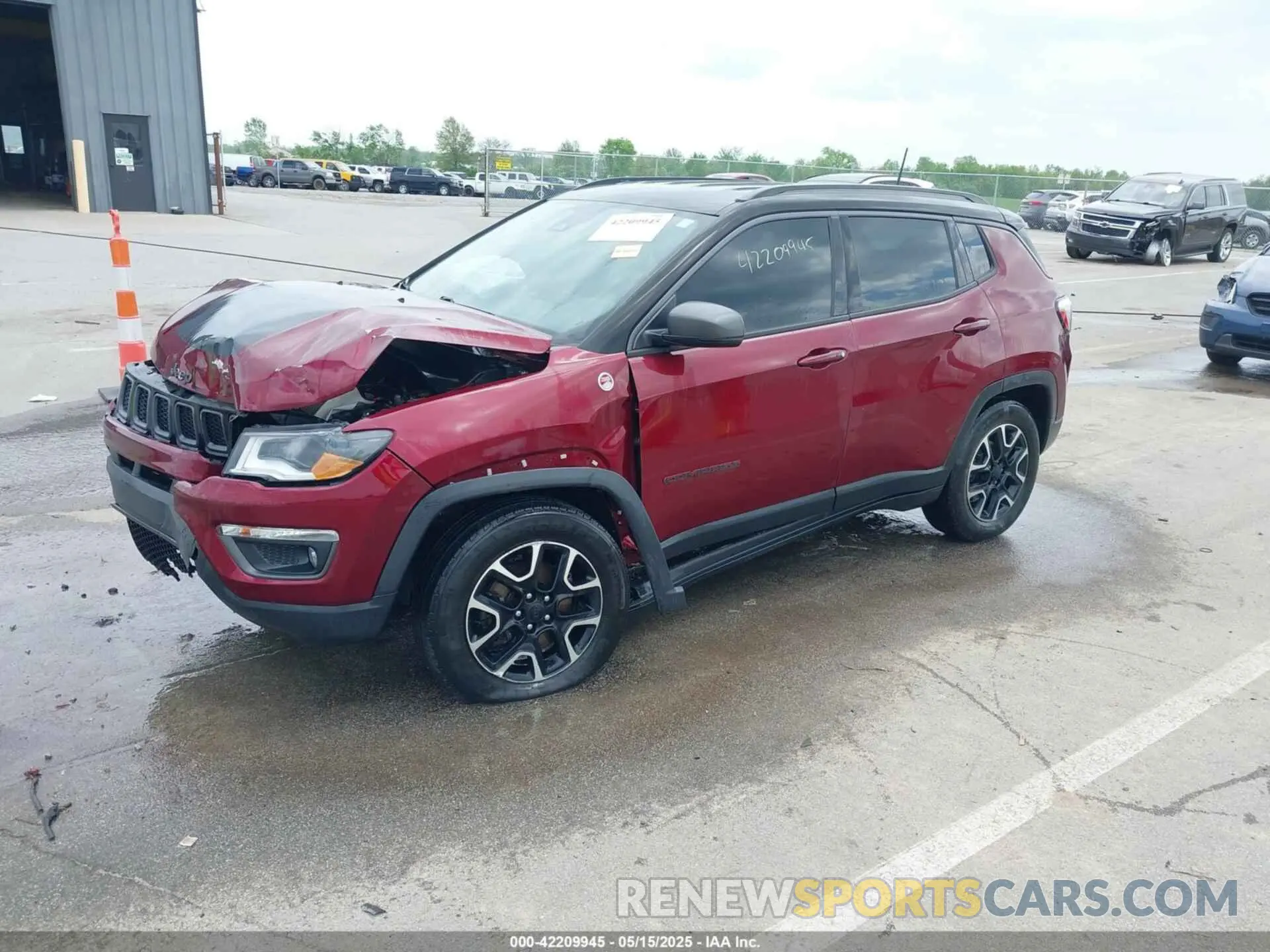 2 Photograph of a damaged car 3C4NJDDB6MT502932 JEEP COMPASS 2021