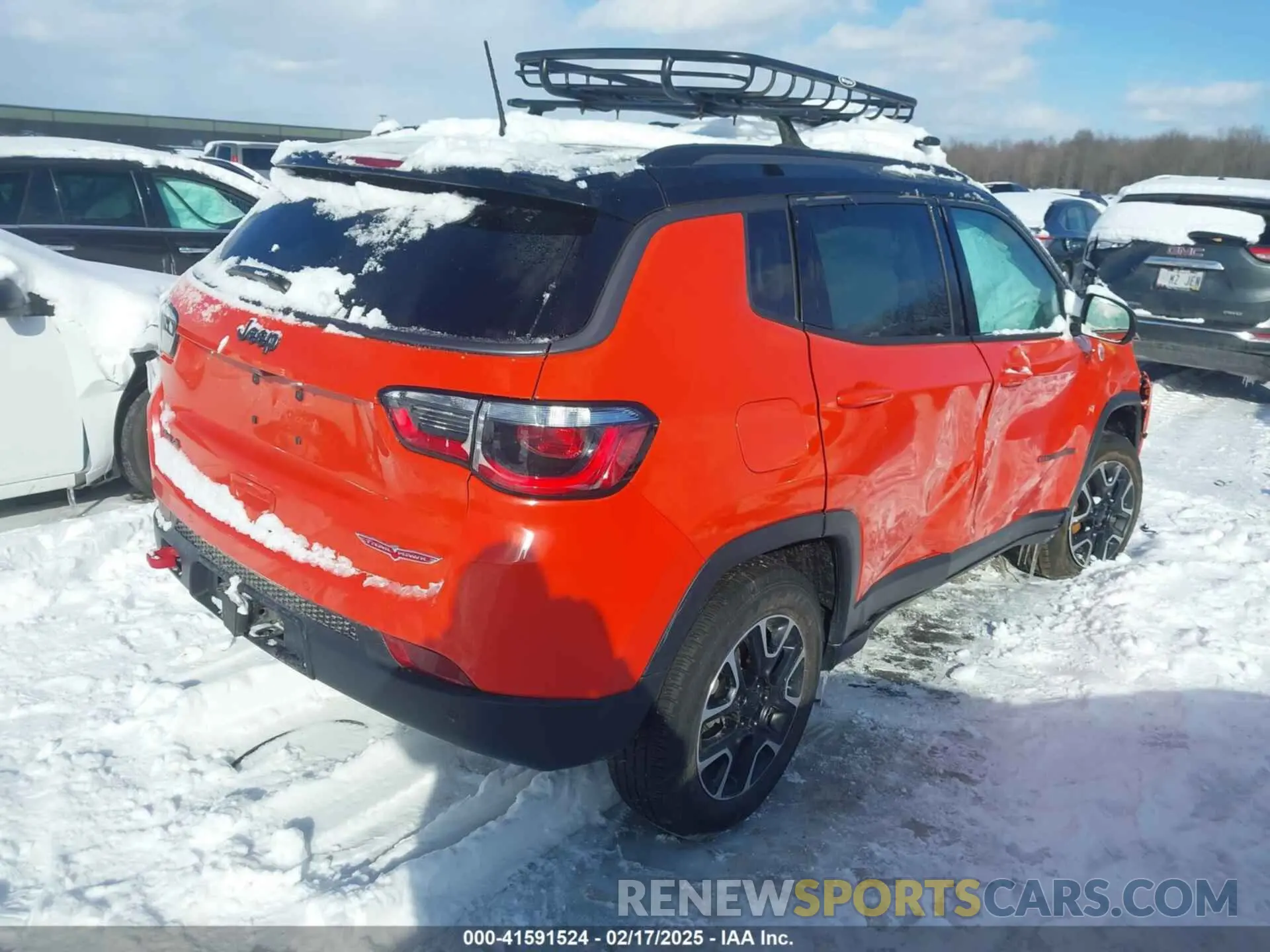 4 Photograph of a damaged car 3C4NJDDB6MT525269 JEEP COMPASS 2021