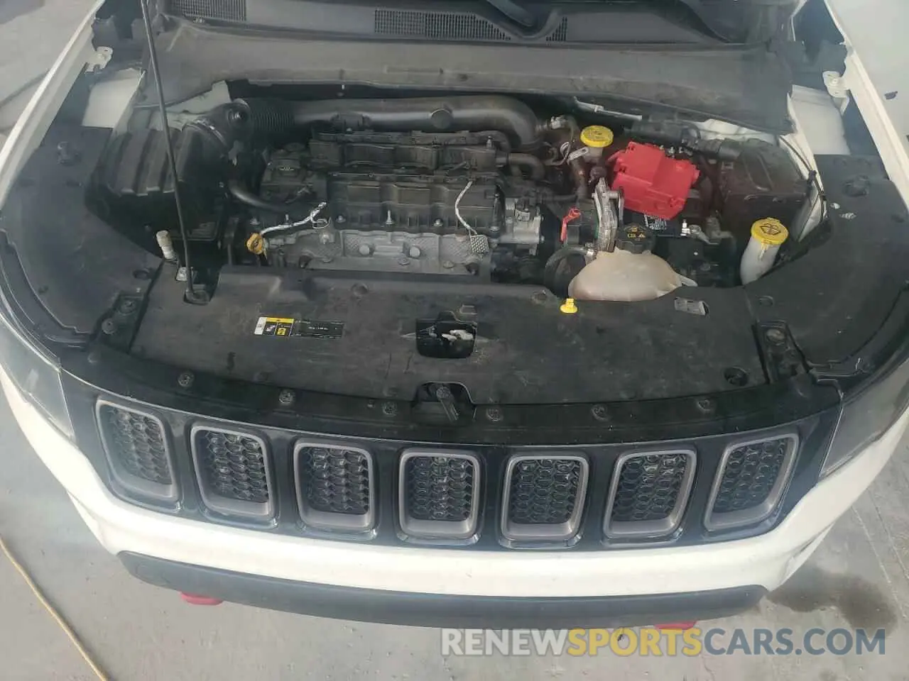 12 Photograph of a damaged car 3C4NJDDB6MT564704 JEEP COMPASS 2021