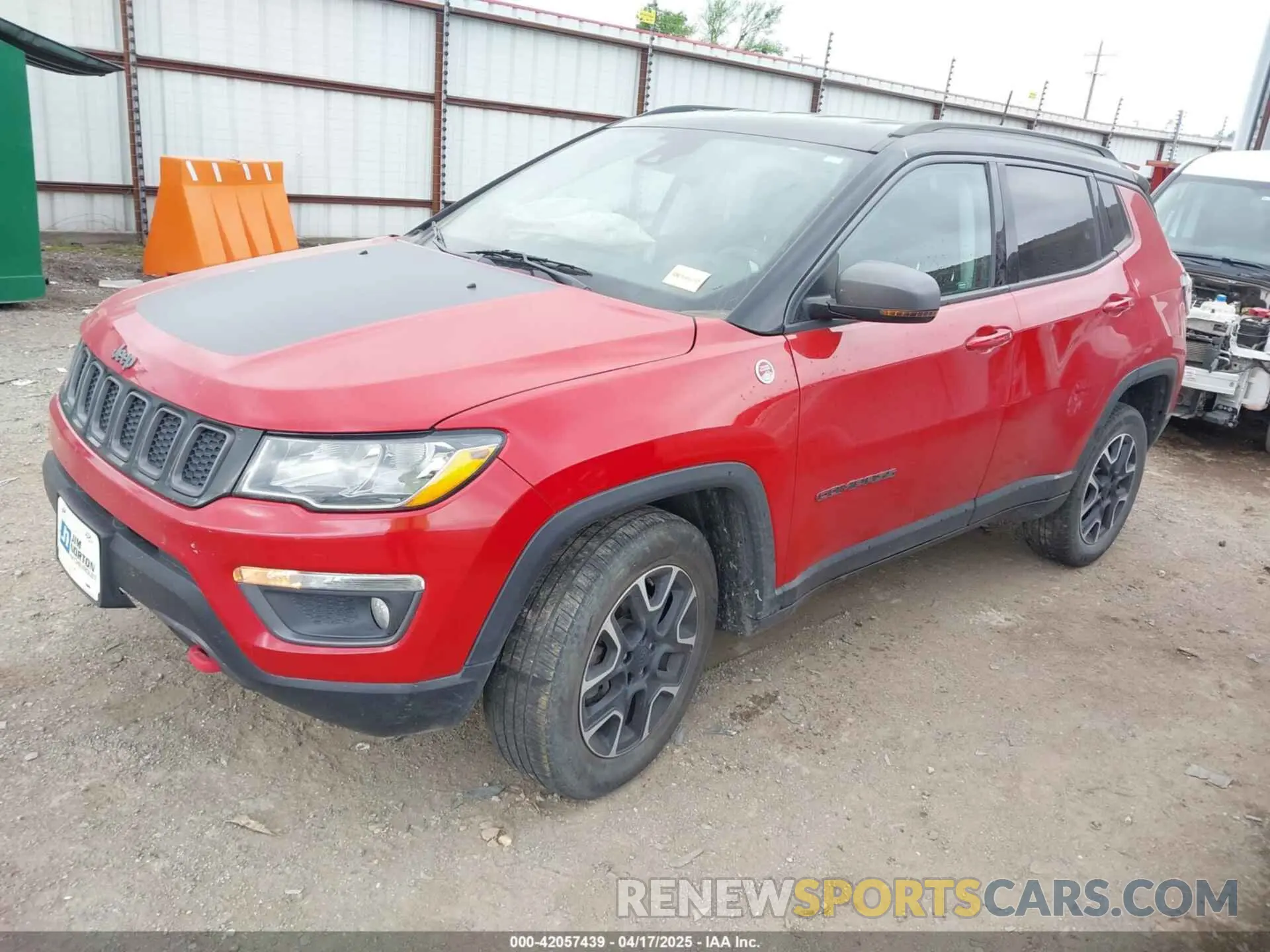 2 Photograph of a damaged car 3C4NJDDB6MT574374 JEEP COMPASS 2021