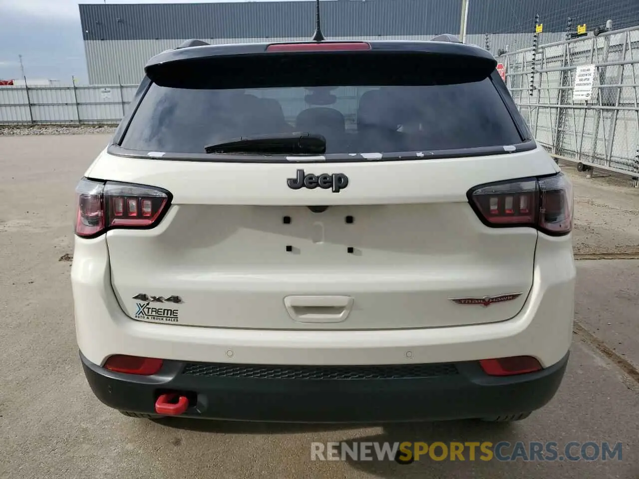 6 Photograph of a damaged car 3C4NJDDB7MT533106 JEEP COMPASS 2021