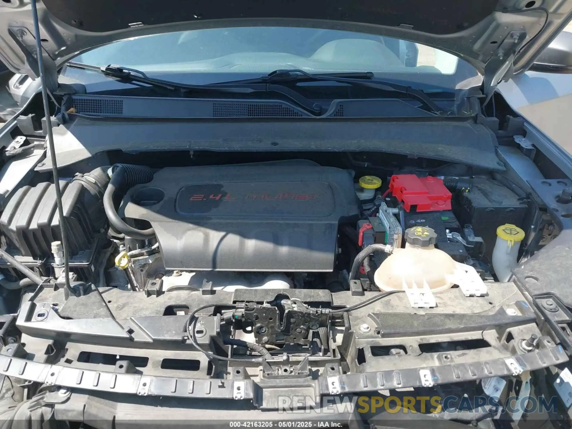 10 Photograph of a damaged car 3C4NJDDB7MT590390 JEEP COMPASS 2021