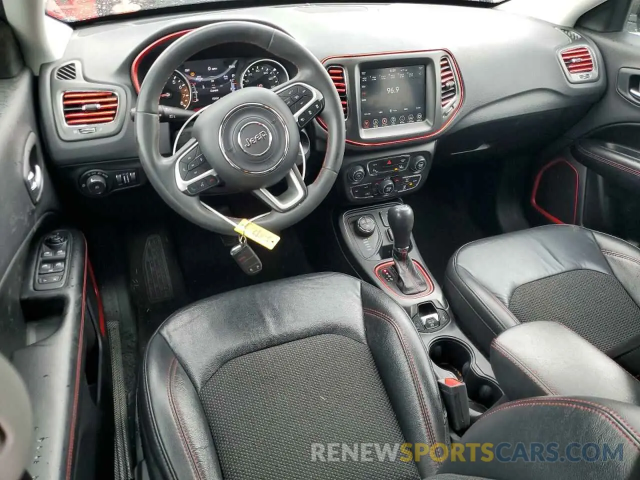 8 Photograph of a damaged car 3C4NJDDB7MT600738 JEEP COMPASS 2021