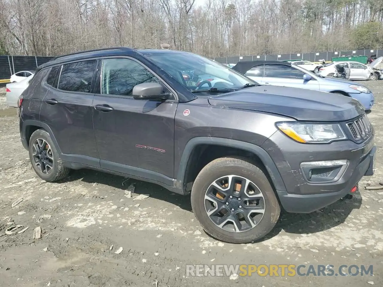 4 Photograph of a damaged car 3C4NJDDB7MT602800 JEEP COMPASS 2021