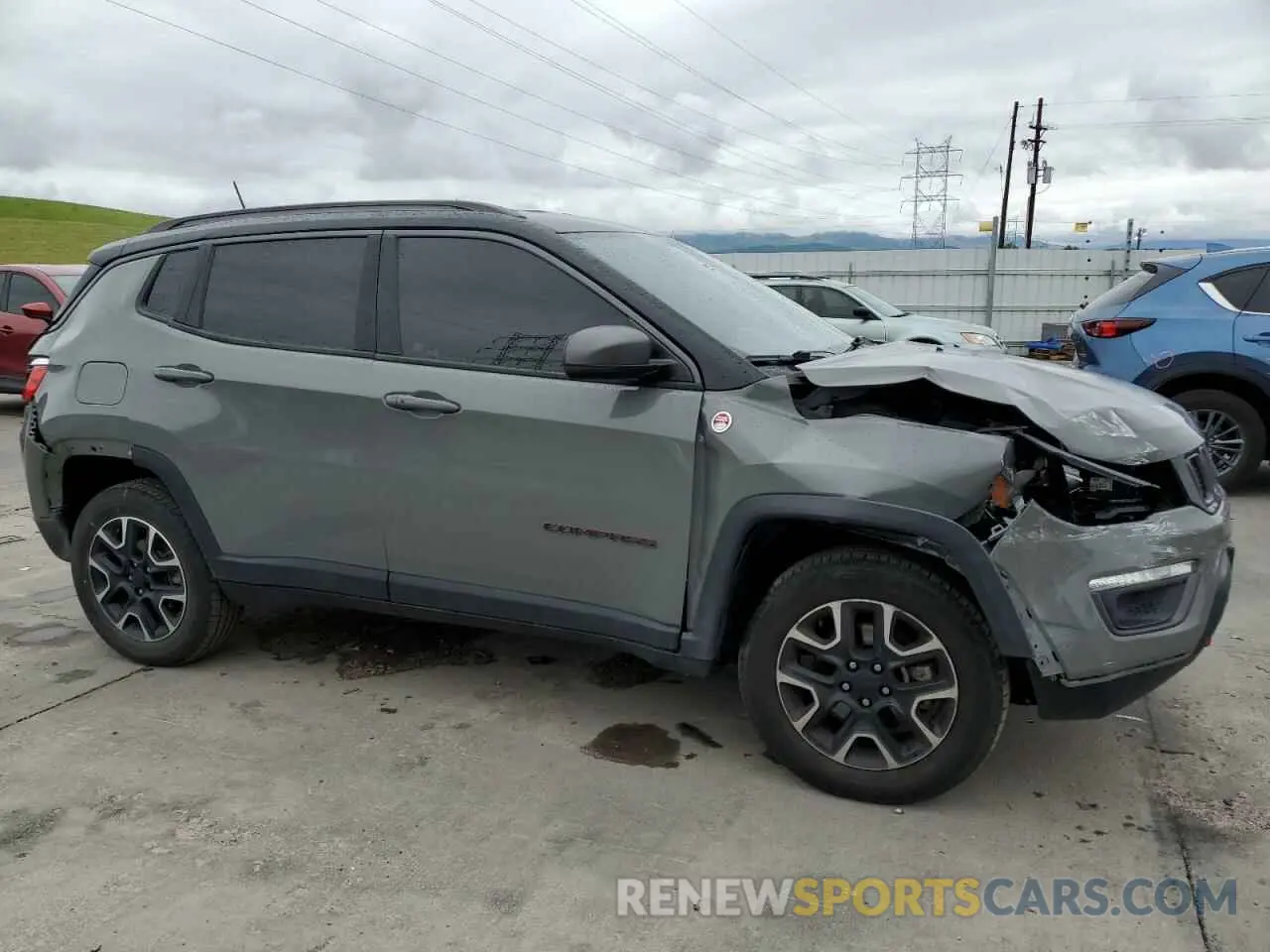 4 Photograph of a damaged car 3C4NJDDB9MT594344 JEEP COMPASS 2021