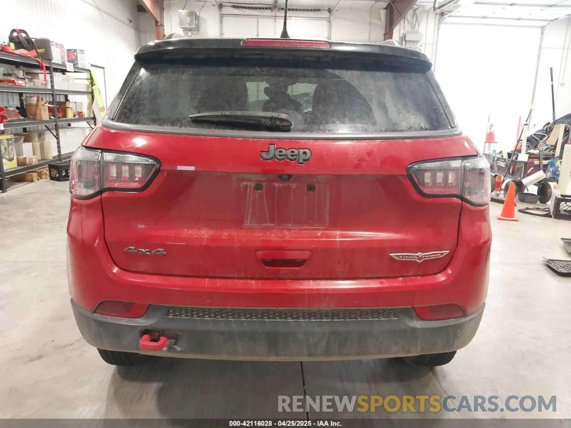 17 Photograph of a damaged car 3C4NJDDBXMT586981 JEEP COMPASS 2021