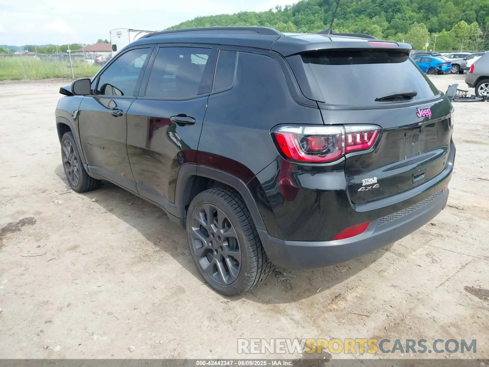 3 Photograph of a damaged car 3C4NJDEB0MT548139 JEEP COMPASS 2021