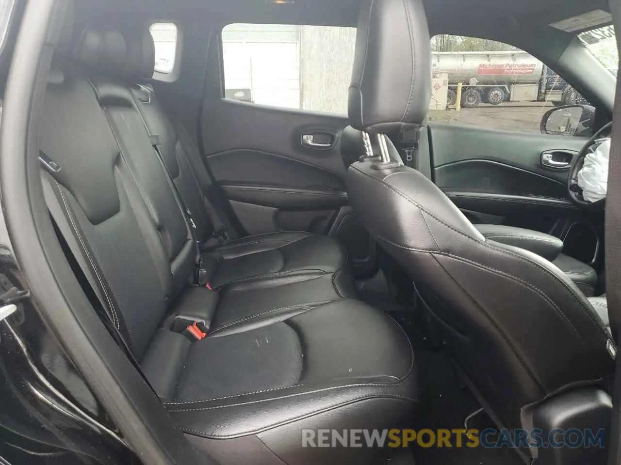 11 Photograph of a damaged car 3C4NJDEB0MT554314 JEEP COMPASS 2021