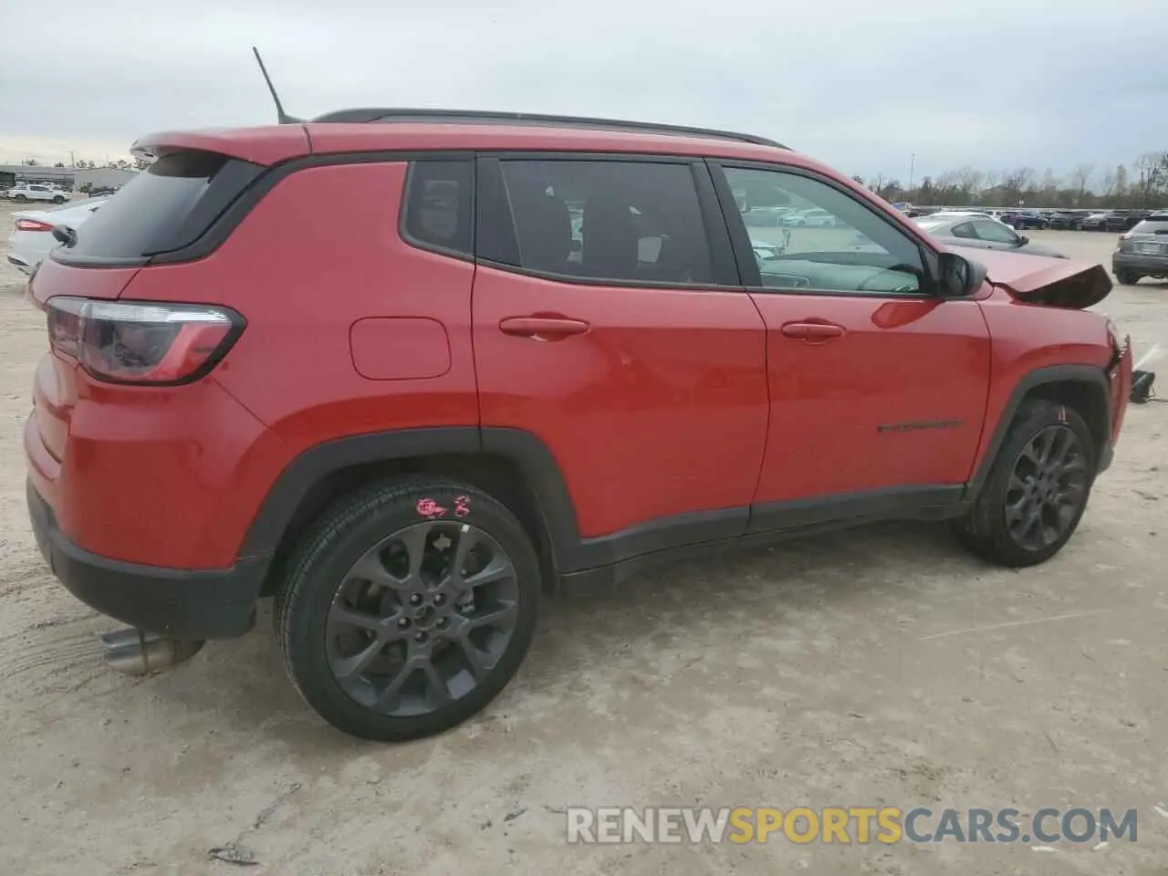 3 Photograph of a damaged car 3C4NJDEB1MT601852 JEEP COMPASS 2021