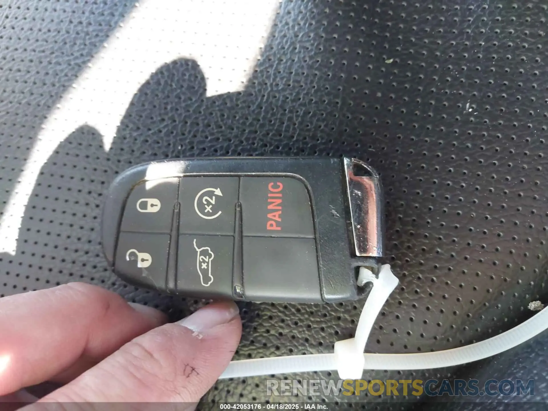 11 Photograph of a damaged car 3C4NJDEB1MT603763 JEEP COMPASS 2021