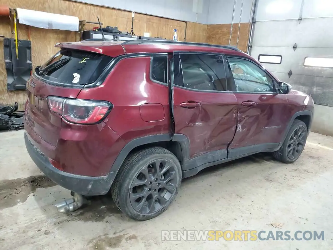 3 Photograph of a damaged car 3C4NJDEB2MT517099 JEEP COMPASS 2021