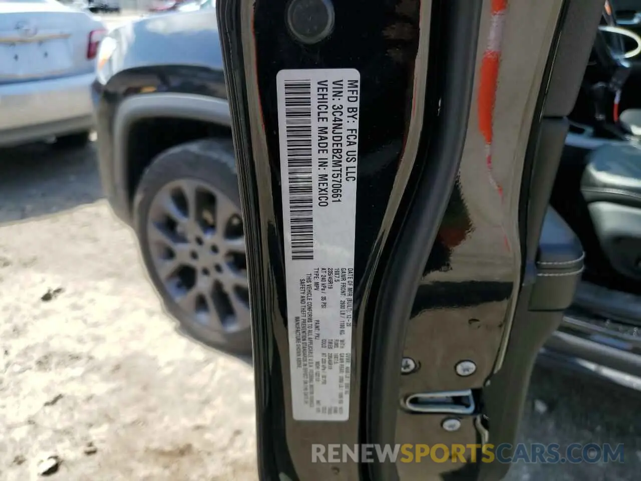 14 Photograph of a damaged car 3C4NJDEB2MT570661 JEEP COMPASS 2021